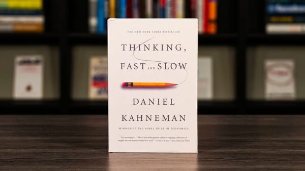 Sách Thinking Fast and Slow Sách Thinking Fast and Slow